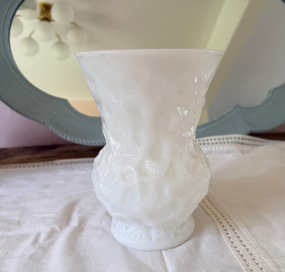 E.O. Brody Milk Glass Grape Vine Vase Vintage Cleveland Ohio Florist